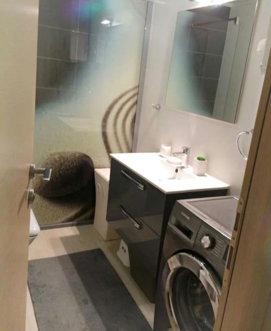 Liam Apartment พูลา ภายนอก รูปภาพ