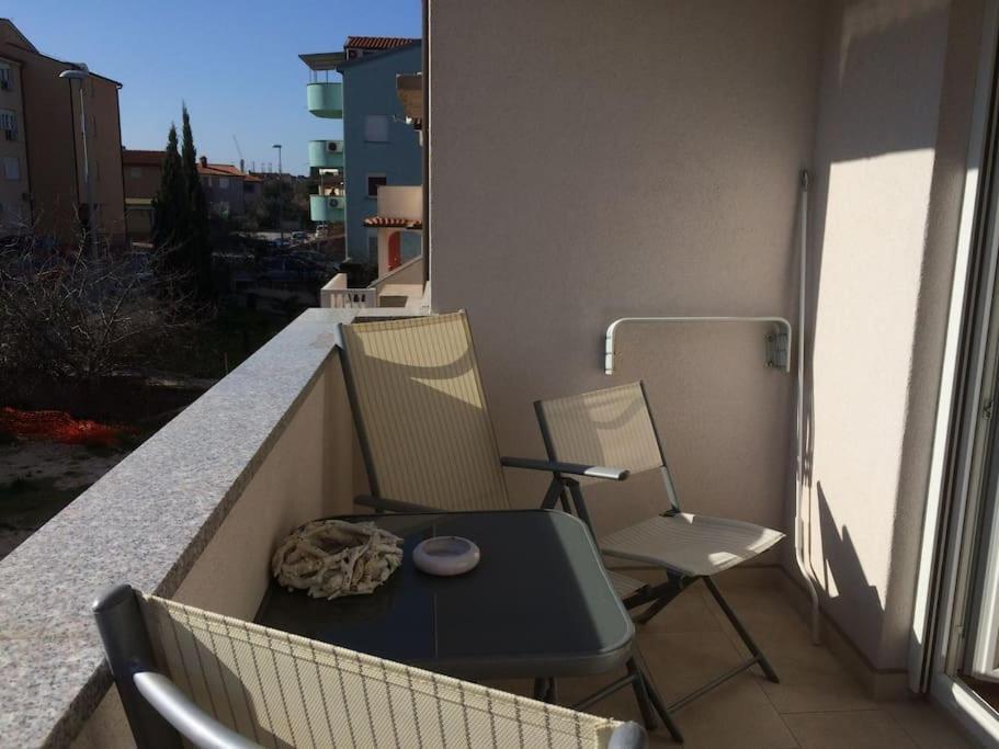 Liam Apartment พูลา ภายนอก รูปภาพ